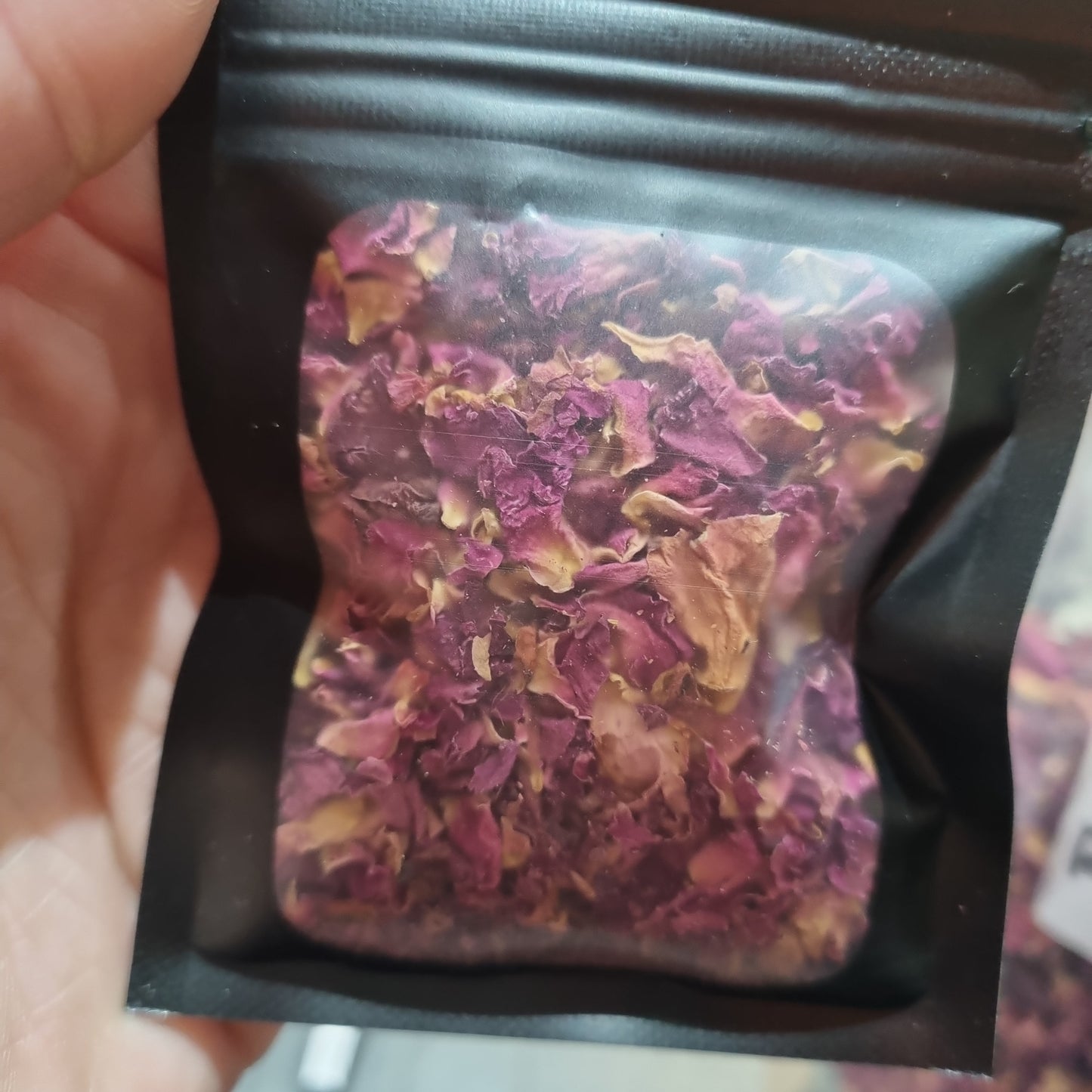 Dried edible rose petals bag