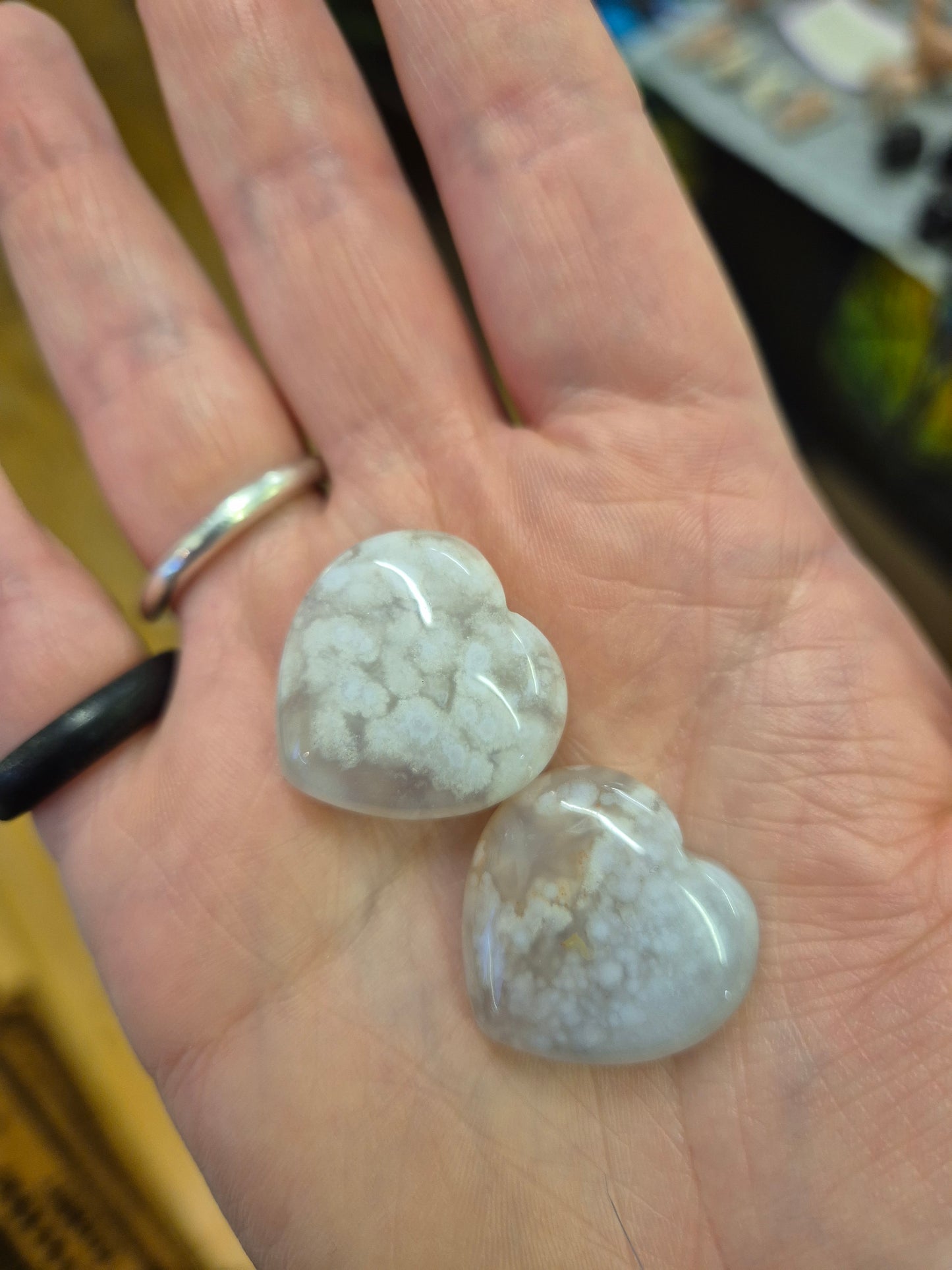 Flower Agate Heart Carving