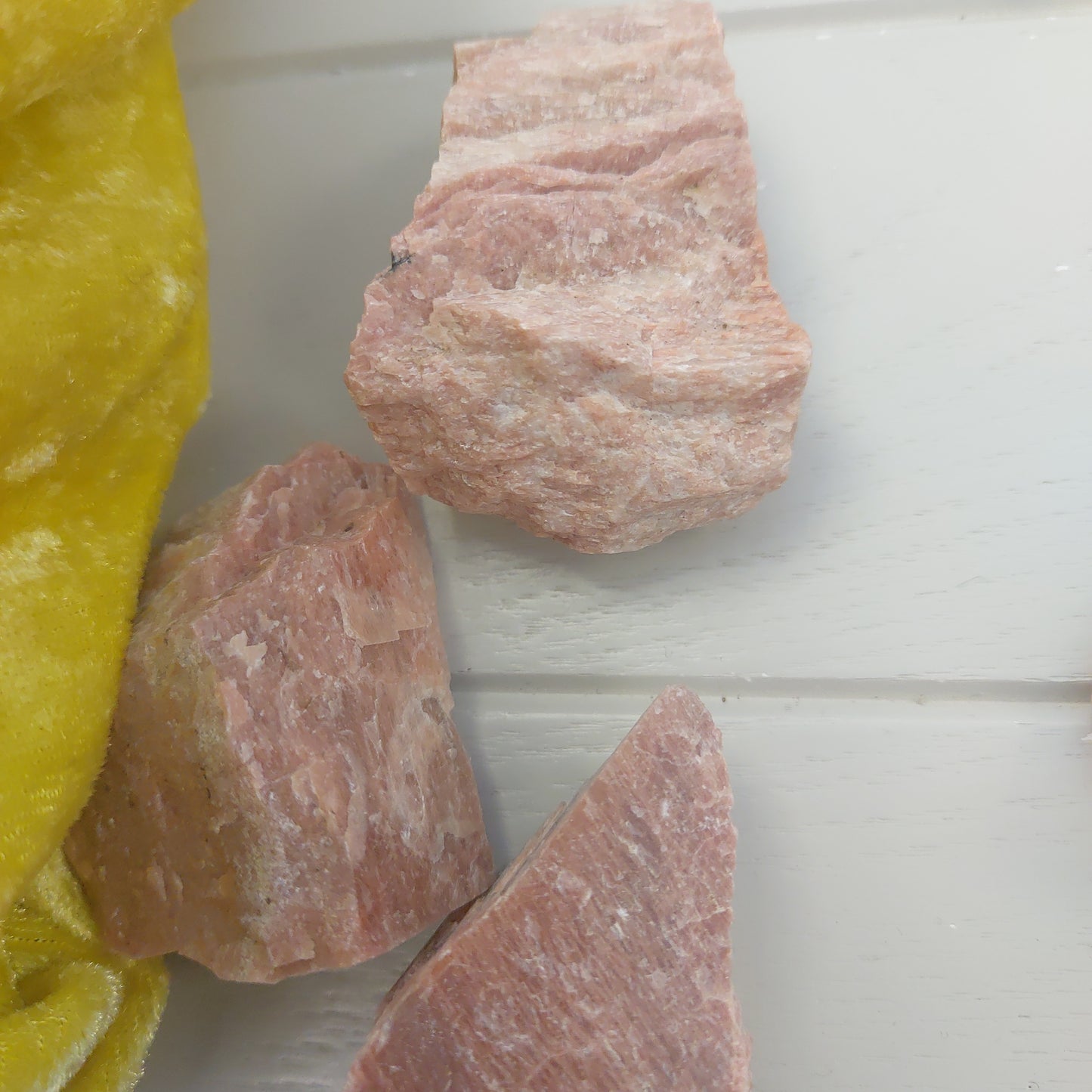 Peach Moonstone Raw (part polished)