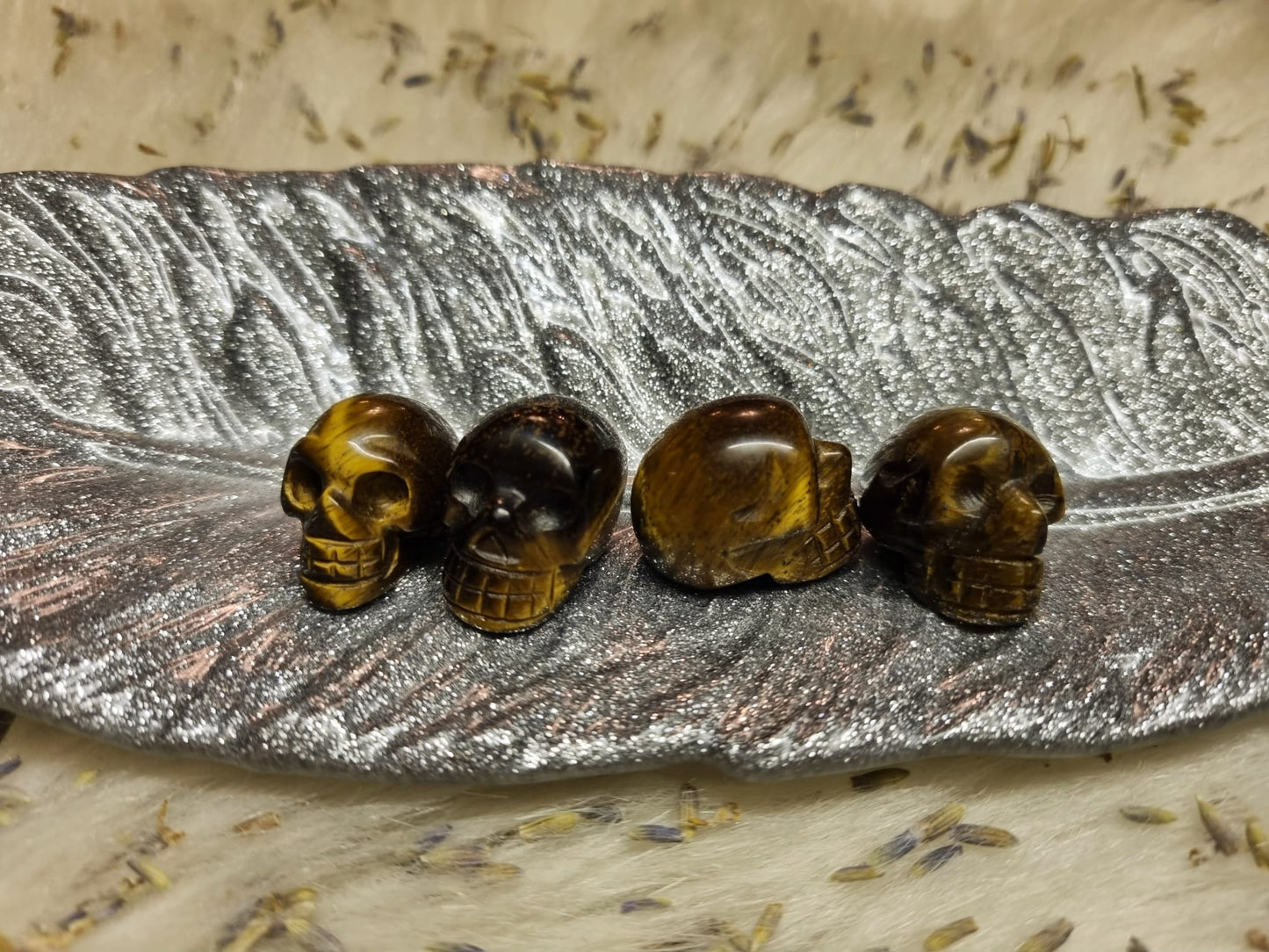 Tigers Eye Mini Skulls