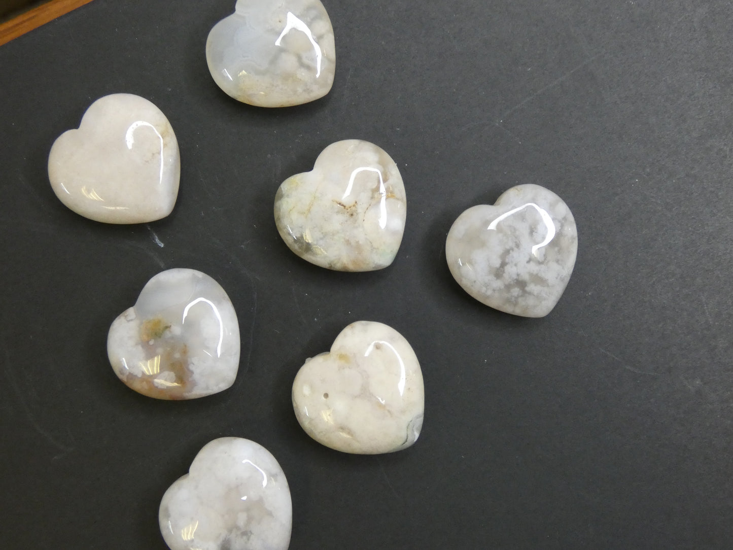 Flower Agate Heart Carving