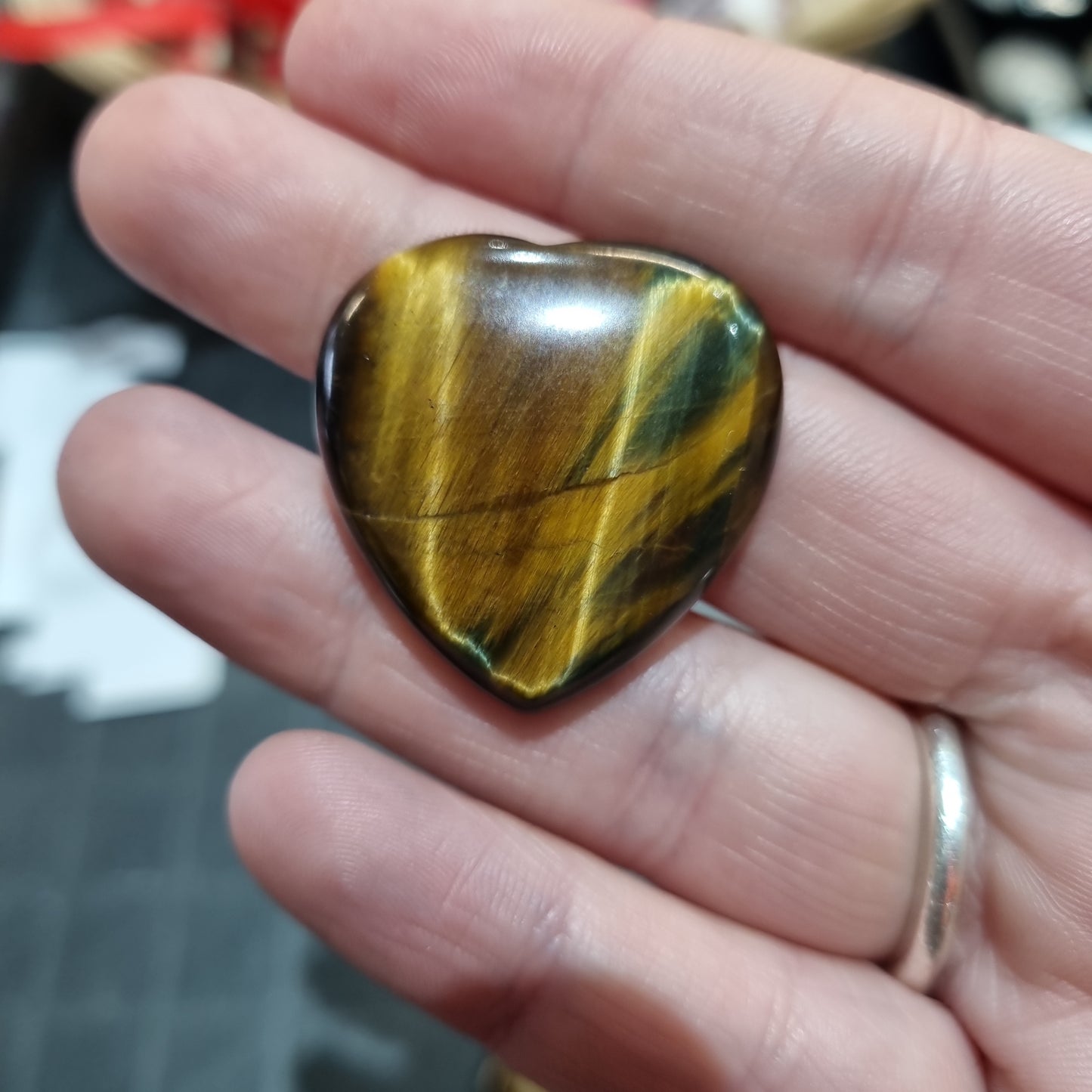 Tiger's Eye Flat Hearts/Cabachons