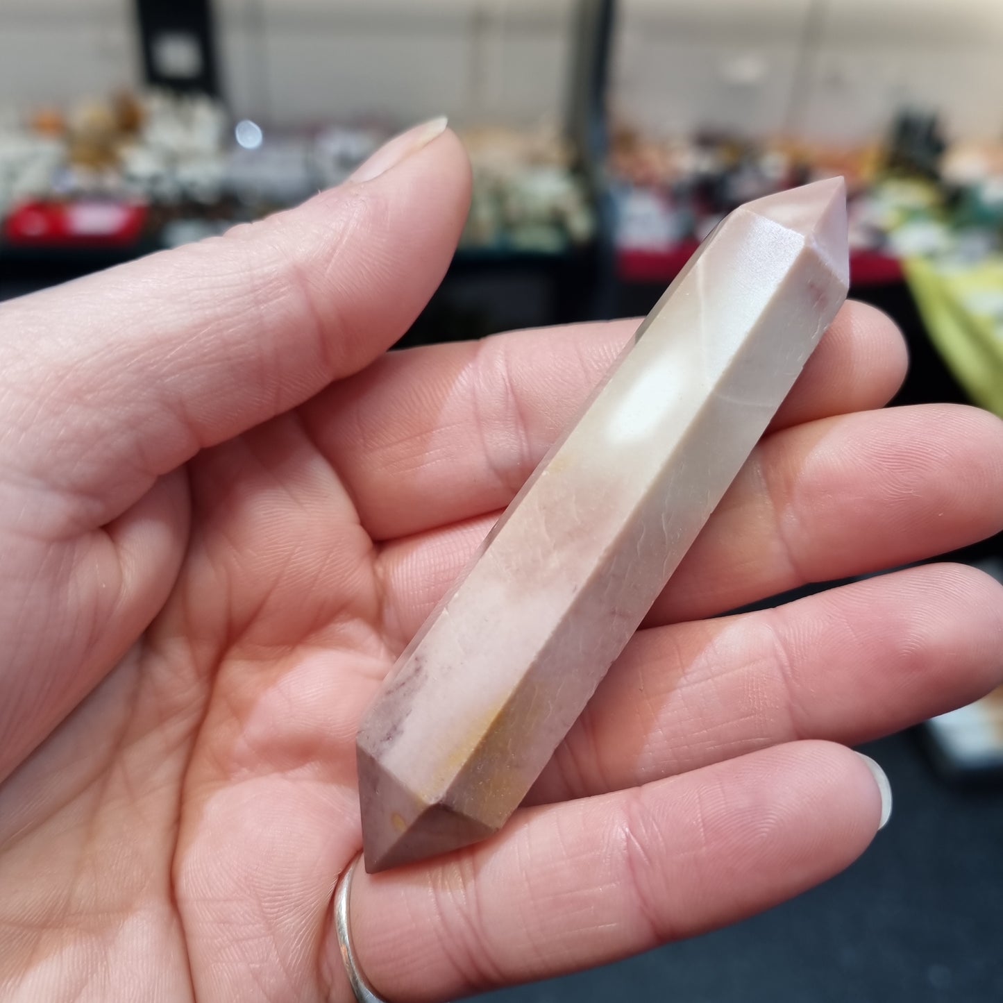 Mookaite light coloured DT