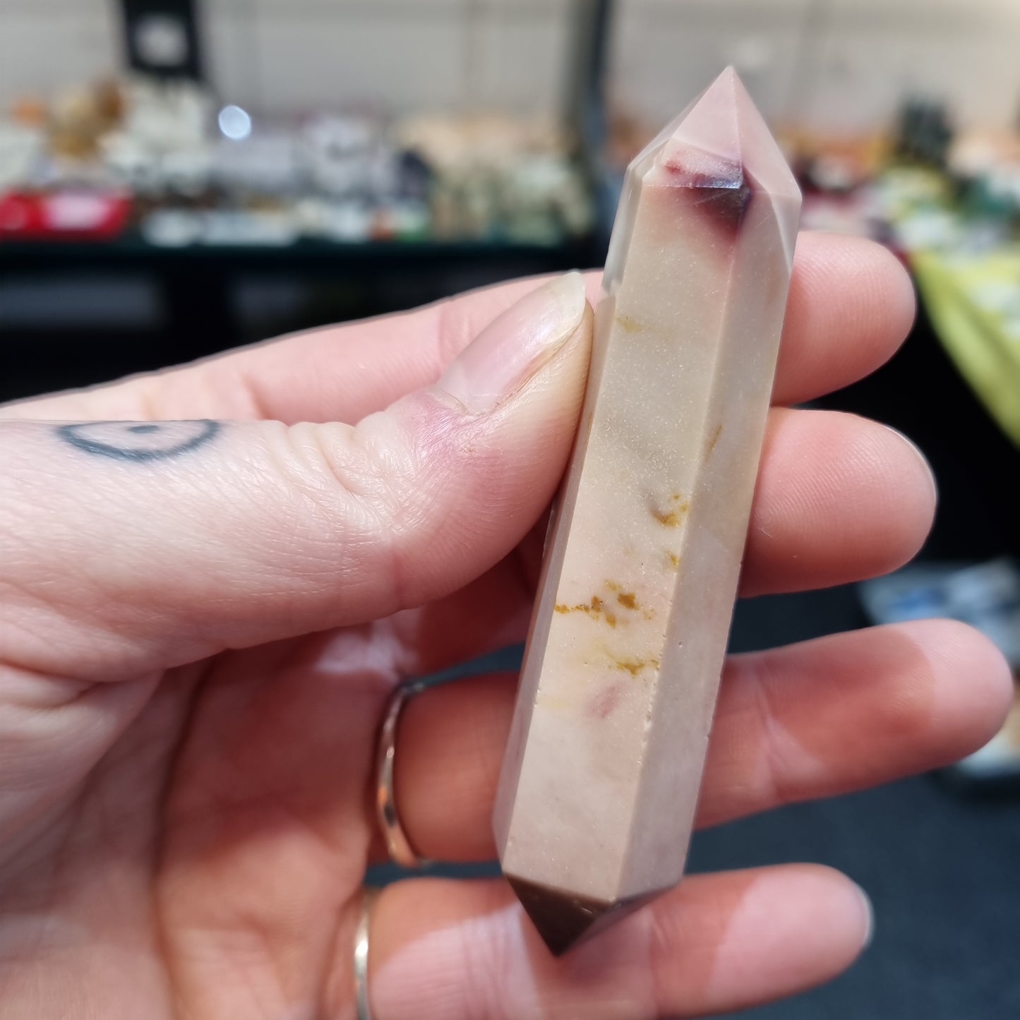 Mookaite light coloured DT