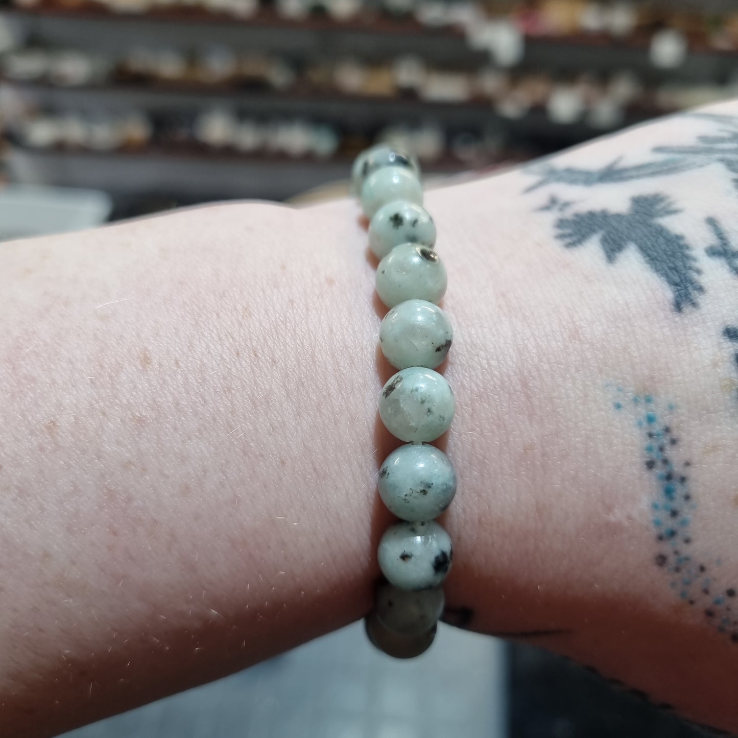 Kiwi Jasper 8mm Round Beaded Bracelet