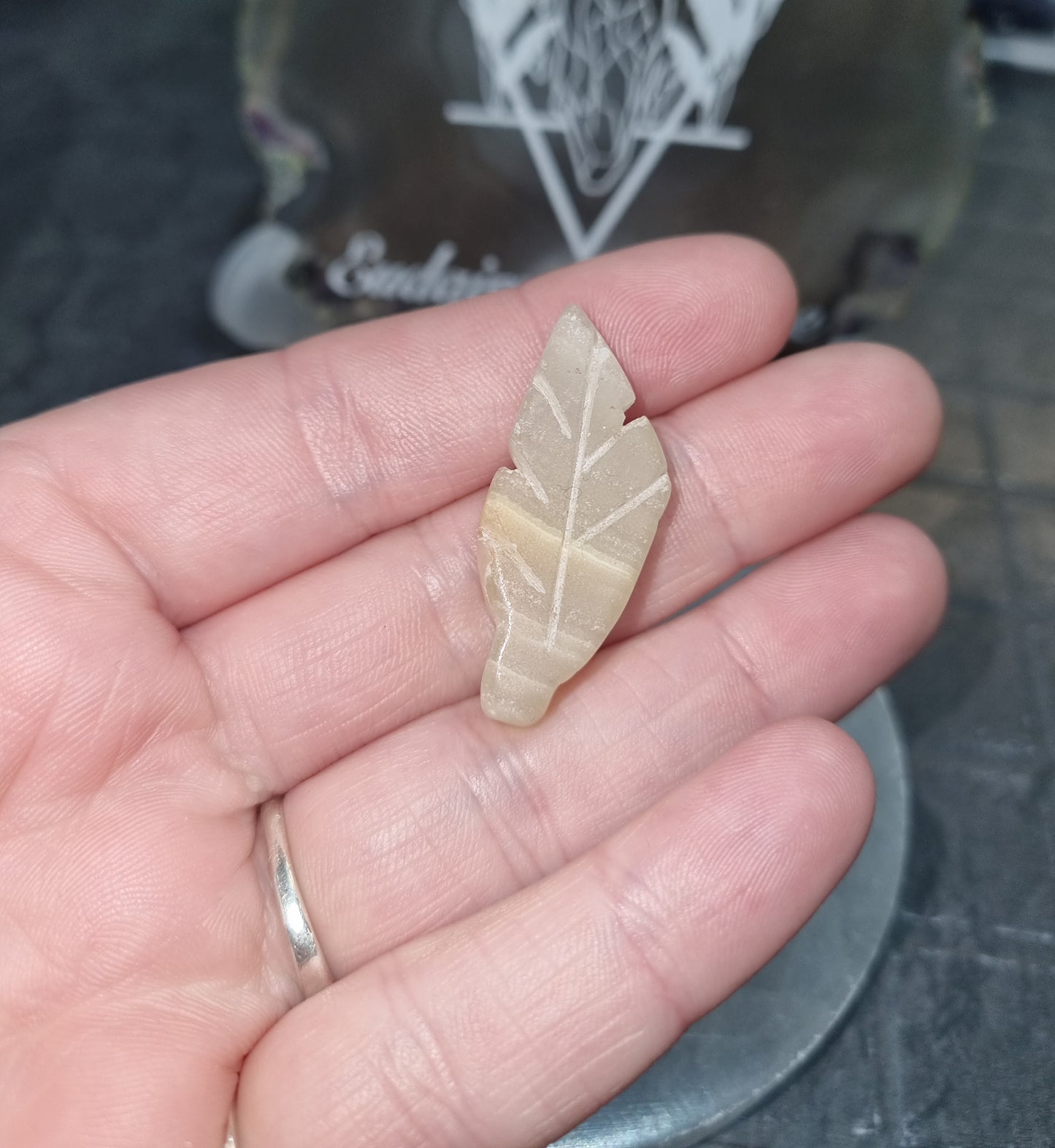 Banded Onyx Leaf Carving