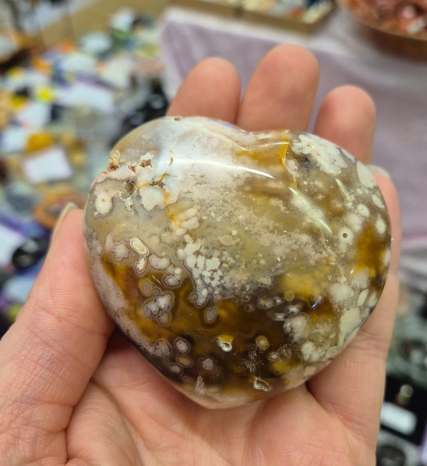 Flower Agate Heart Carving