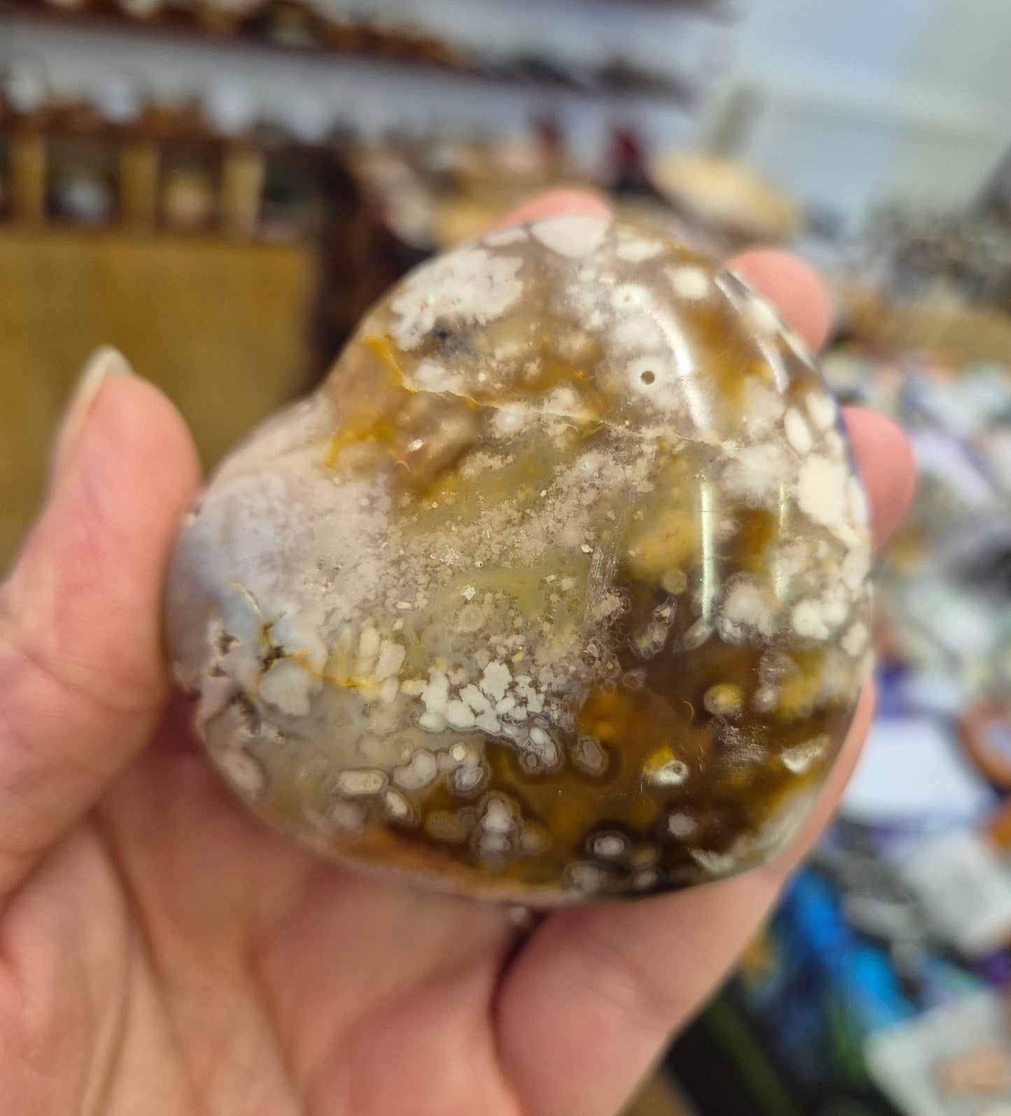 Flower Agate Heart Carving