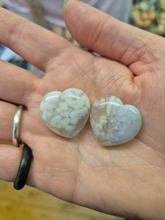 Flower Agate Heart Carving