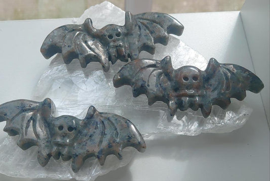 Yooperlite Bat Carving