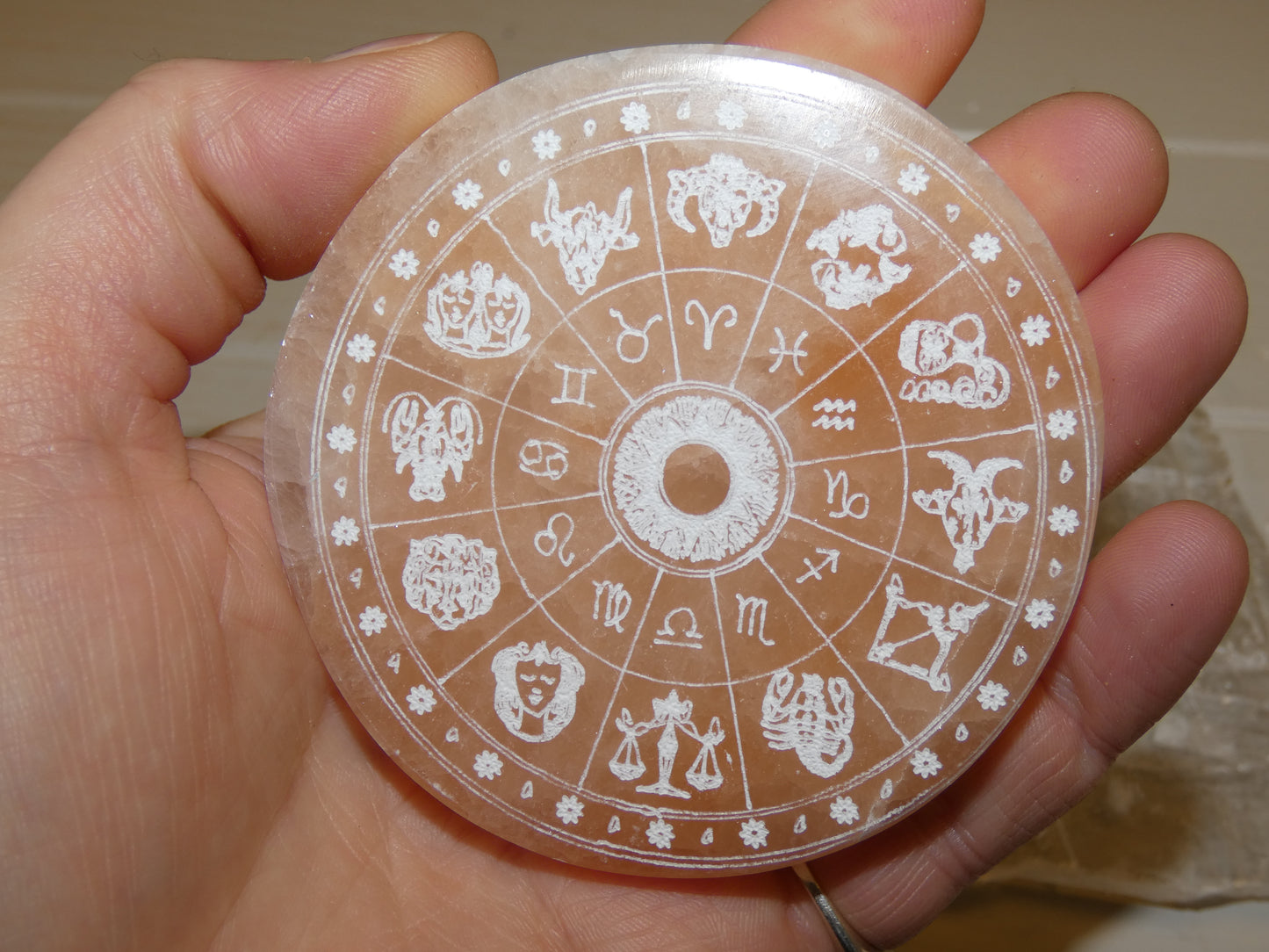 Selenite Charging Plate